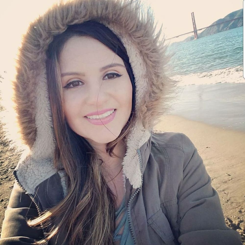 Meet your Posher, Yari